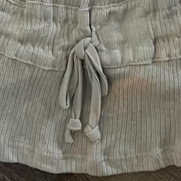 NWT Tan Blouse - Picture 4 of 4